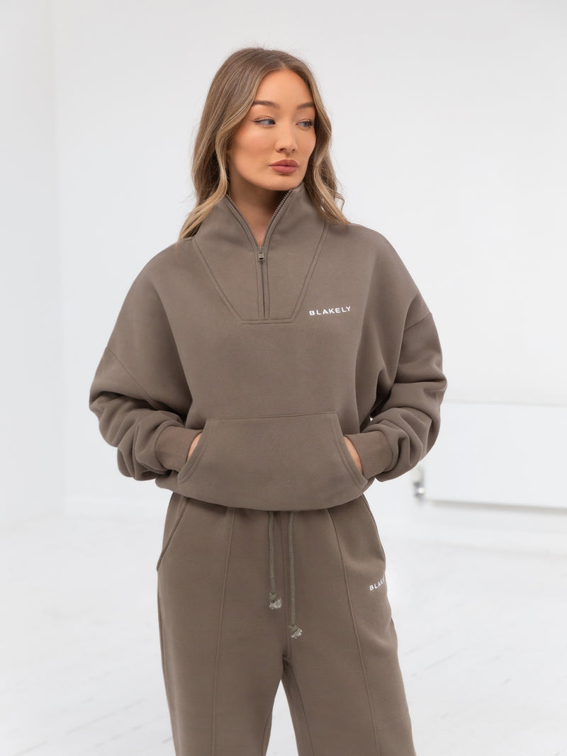 Everyday 1/4 Zip Jumper - Brown