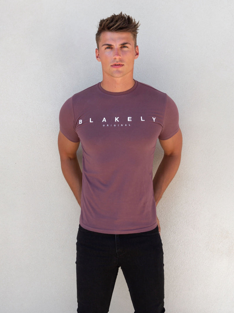 Colton T-Shirt - Burgundy