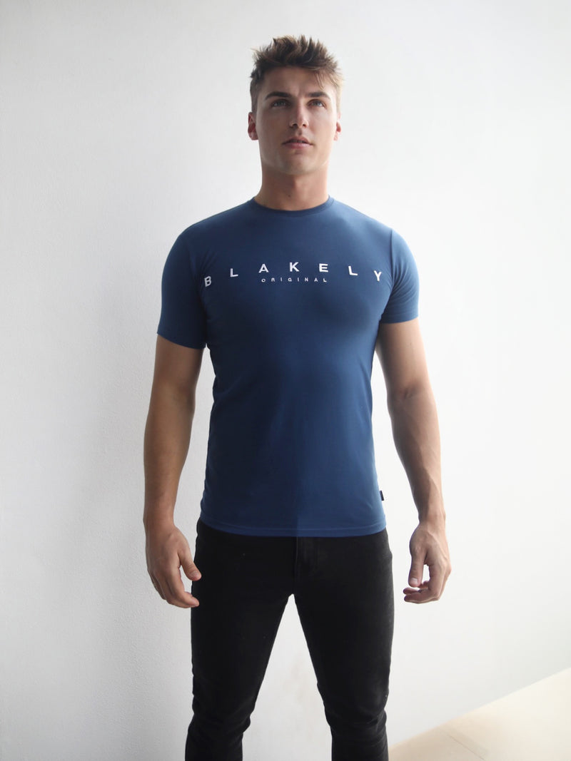 Easton T-Shirt - Royal Blue