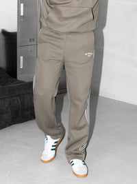 Zayd Wide Leg Sweatpants - Safari Green