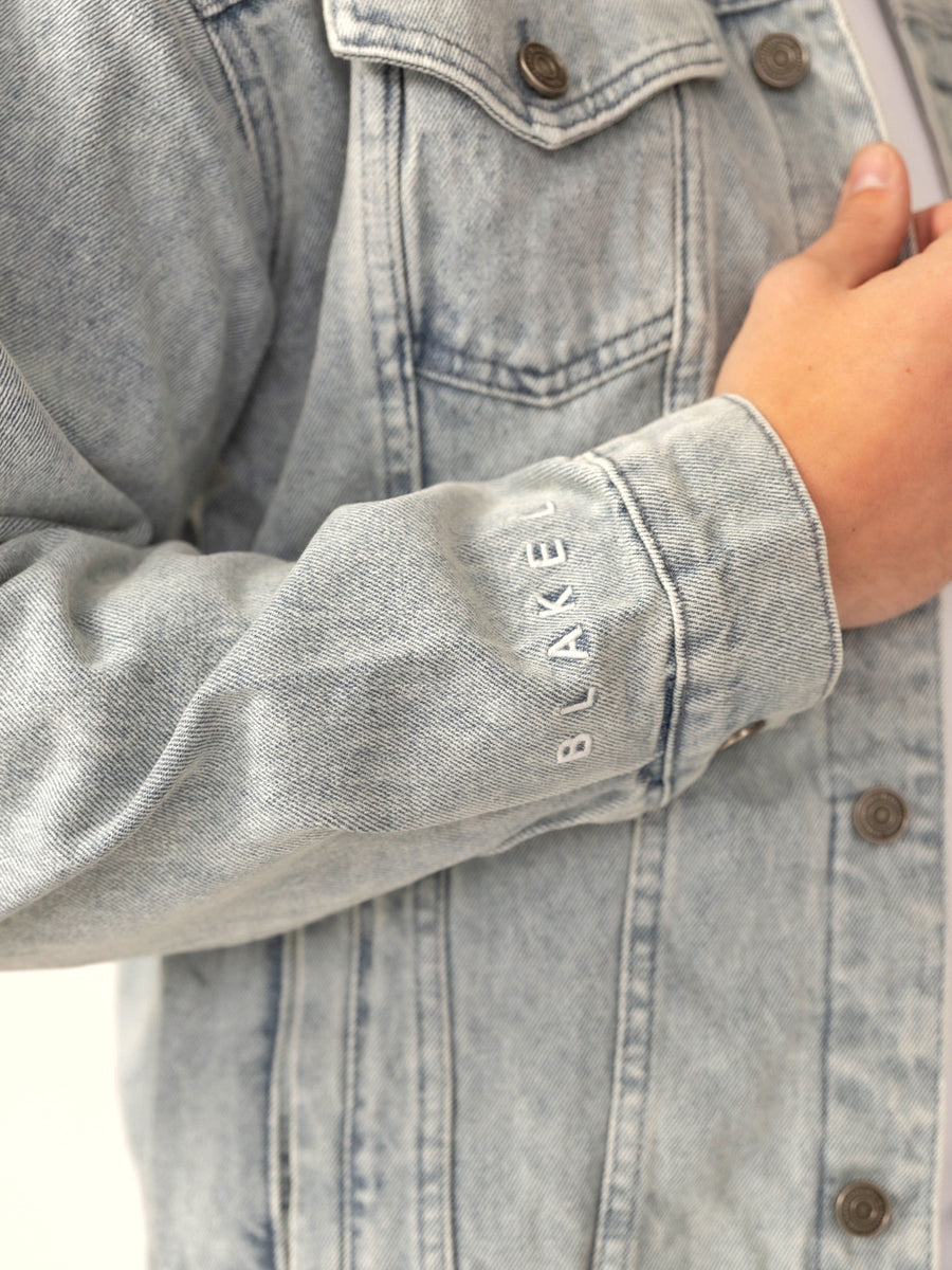 Light grey outlet denim jacket