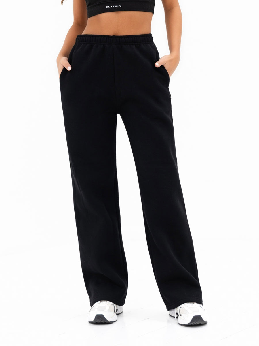 Buy Blakely Black Isabel Wide Leg Sweatpants | Free delivery on orders over £70