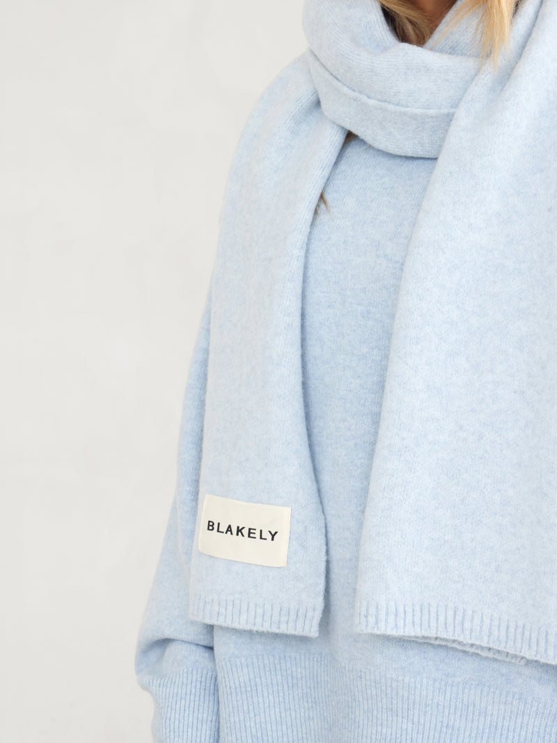 Oversized Knitted Hoodie - Baby Blue
