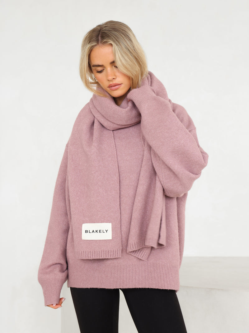 Label Knitted Scarf - Dusty Pink