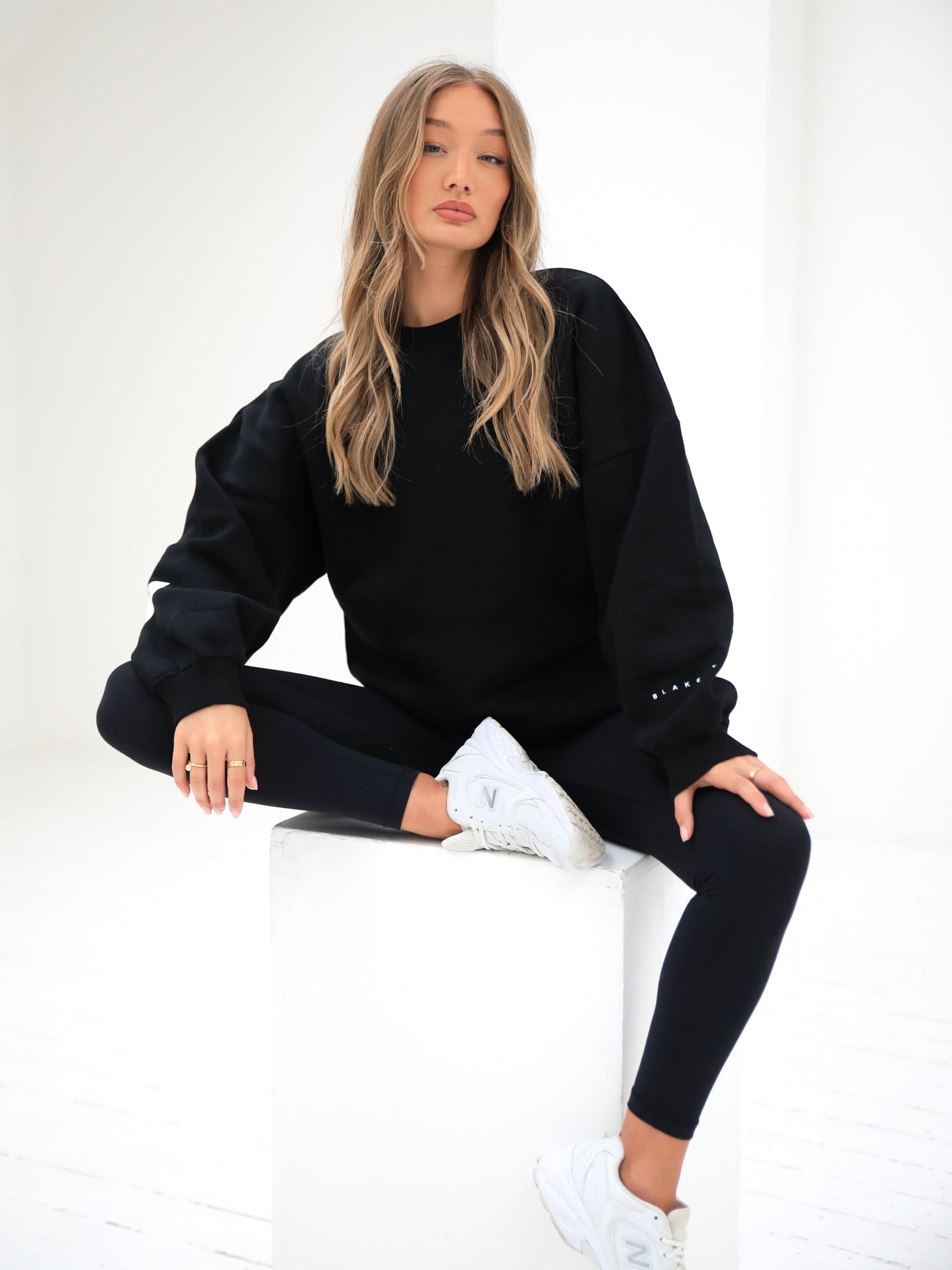 Legmogue Women's Fuzzy Lush Soft Cotton Blend Sweater Tights Black  Small/Medium at  Women's Clothing store