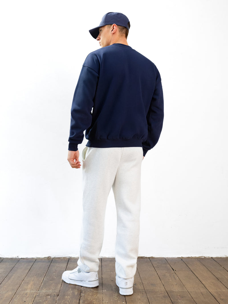 Brooklyn 610 Relaxed Jumper - Navy