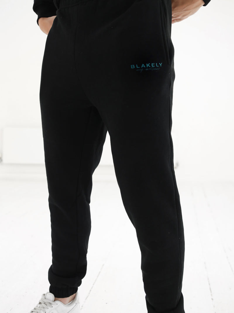 Signature Relaxed Sweatpants - Black