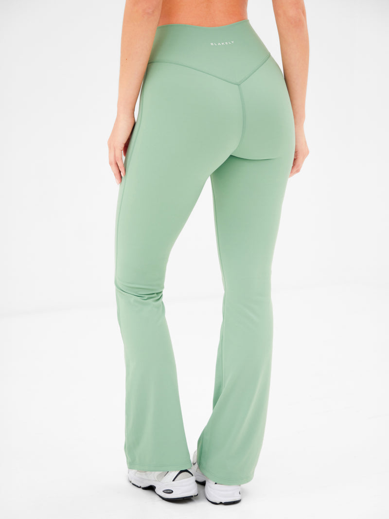 Ultimate Flared Leggings - Pale Green