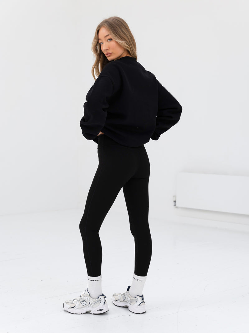 Label Oversized Jumper - Black