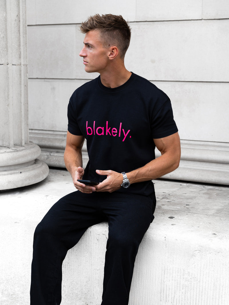 Leo Relaxed T-Shirt - Black & Neon Pink