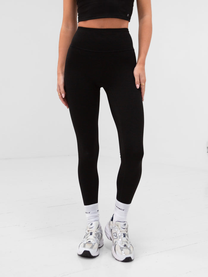 Apex Pro Leggings - Black