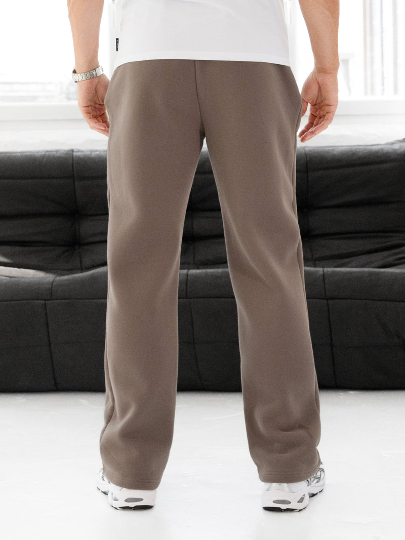 Blakely Straight Leg Sweatpants - Light Brown