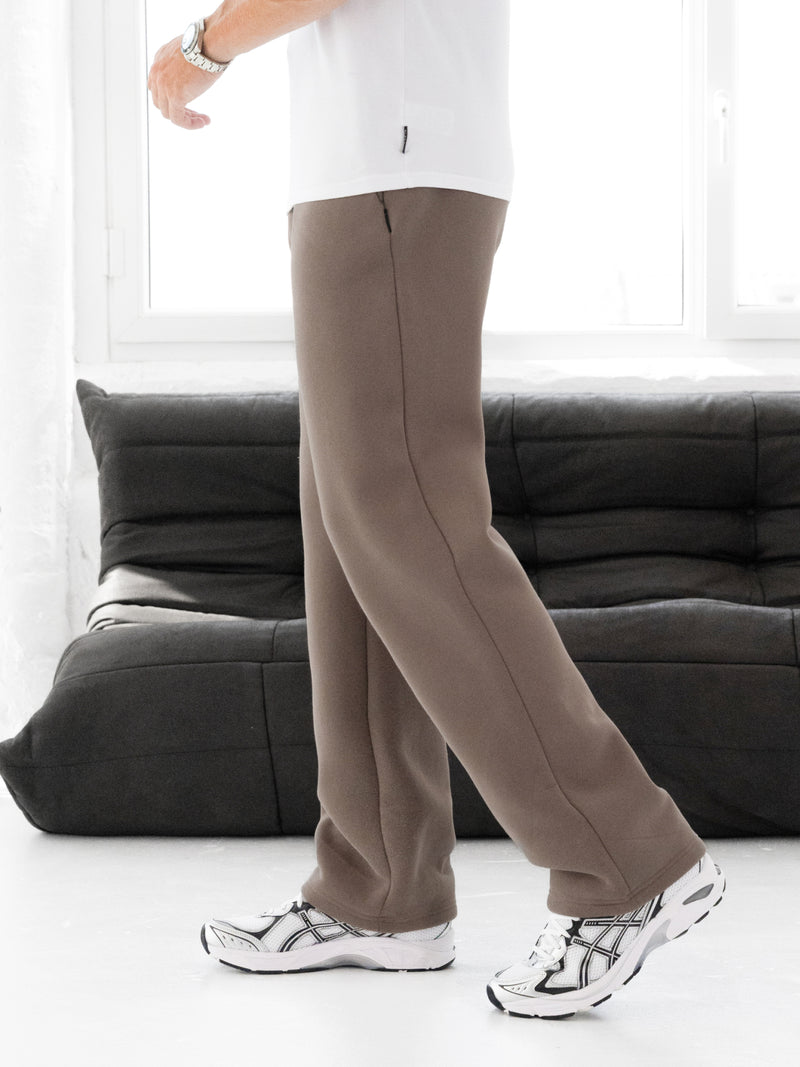 Blakely Straight Leg Sweatpants - Light Brown