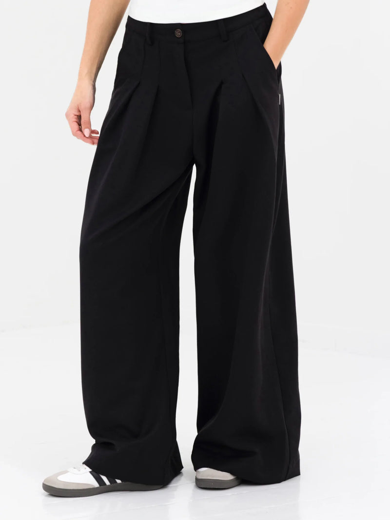 Ali Pleated Trousers - Black