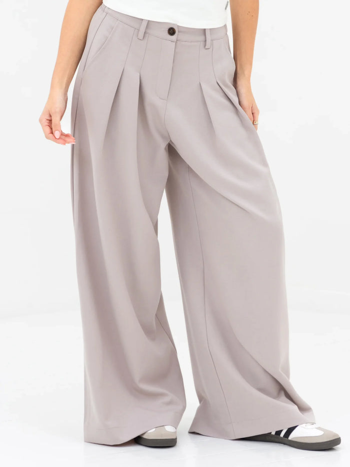 Ali Pleated Trousers - Pebble