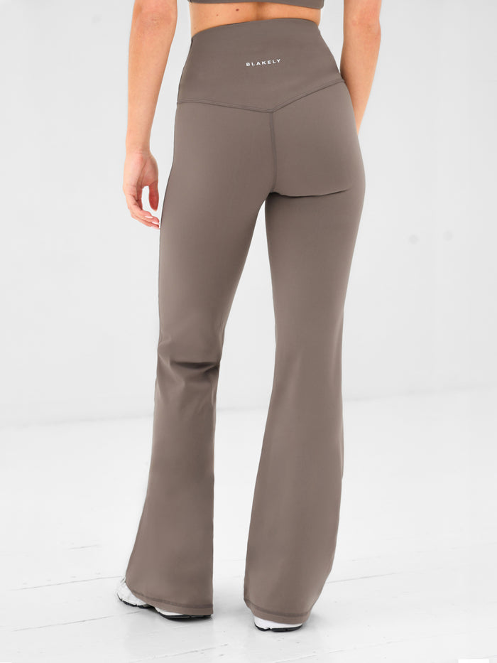 Ultimate Ruched Flares - Ash Brown