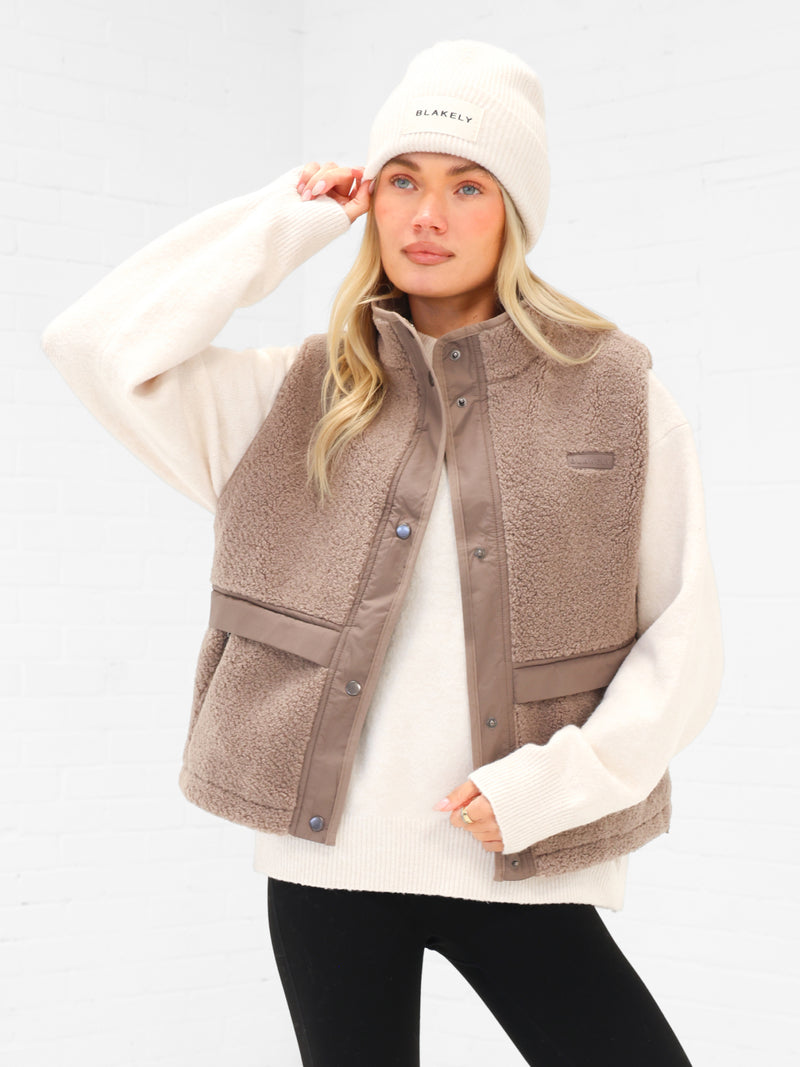Borg Oversized Gilet - Soft Brown