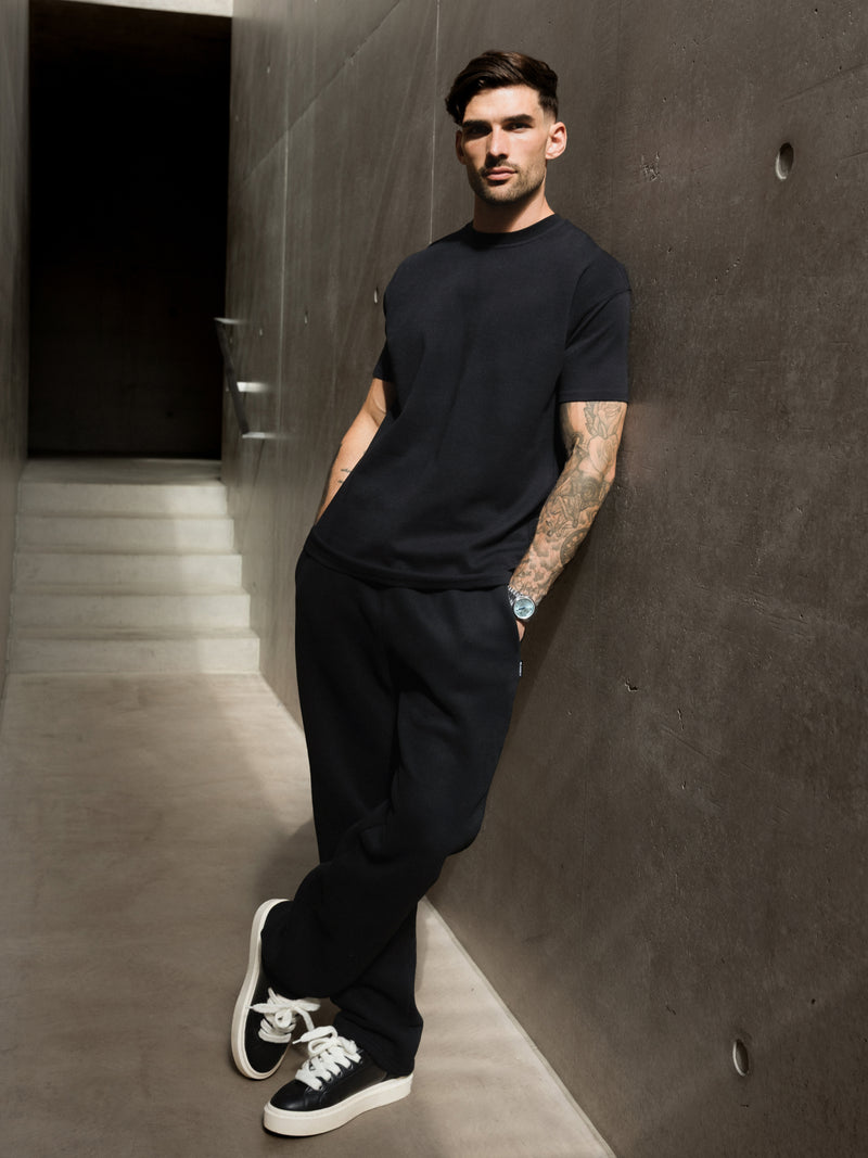 Blakely Basic Relaxed T-Shirt - Black