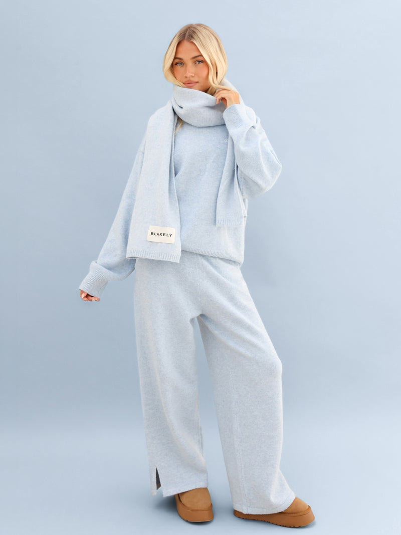 Knitted Wide Leg Sweatpants - Baby Blue
