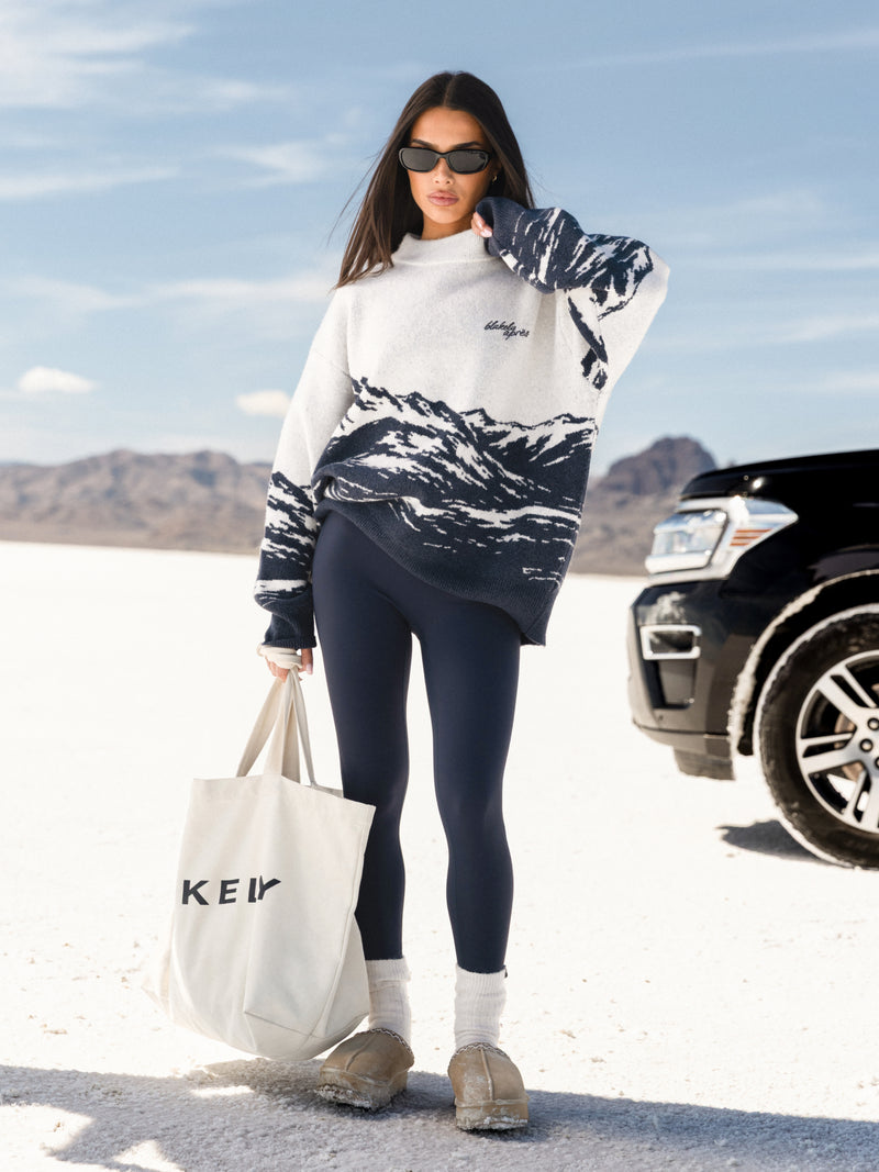 Oversized Knitted Mountain Jumper - True Navy