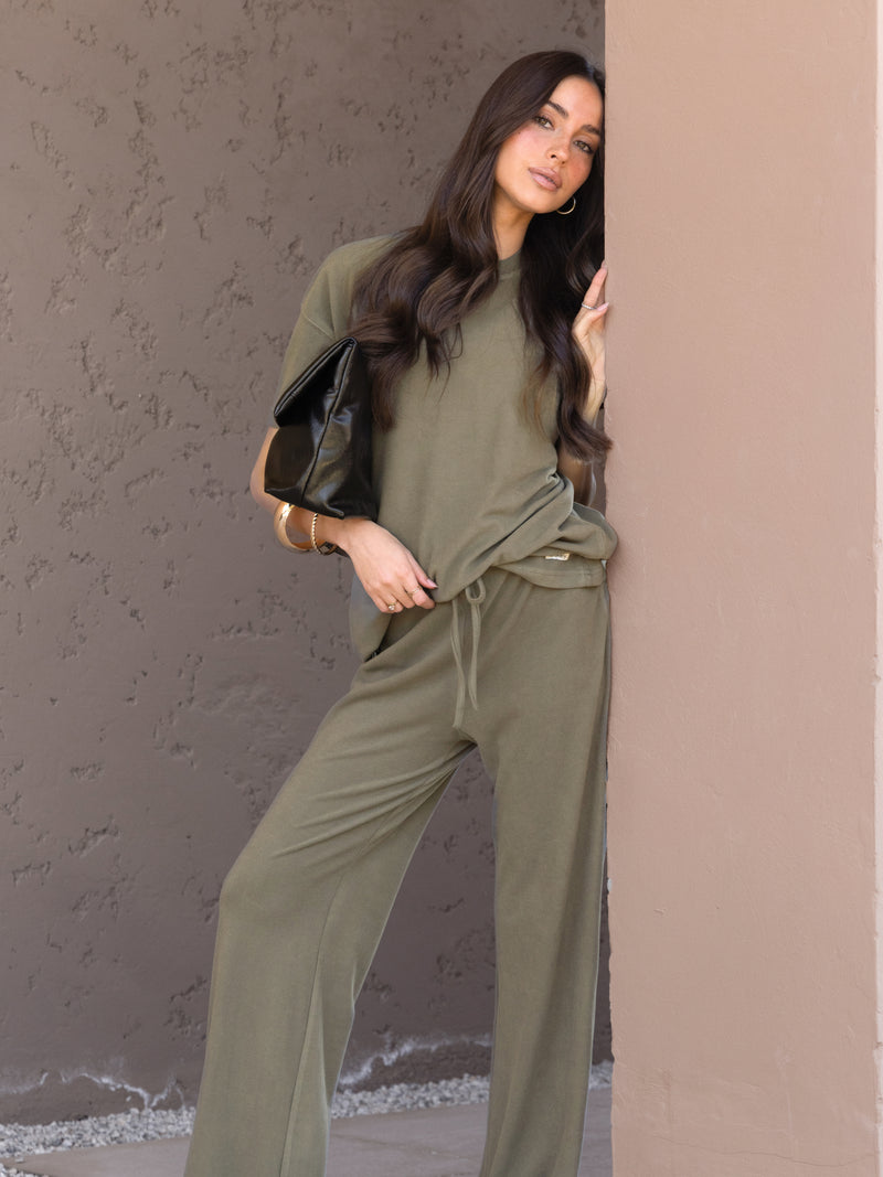 Nellie Oversized T-Shirt - Moss Green