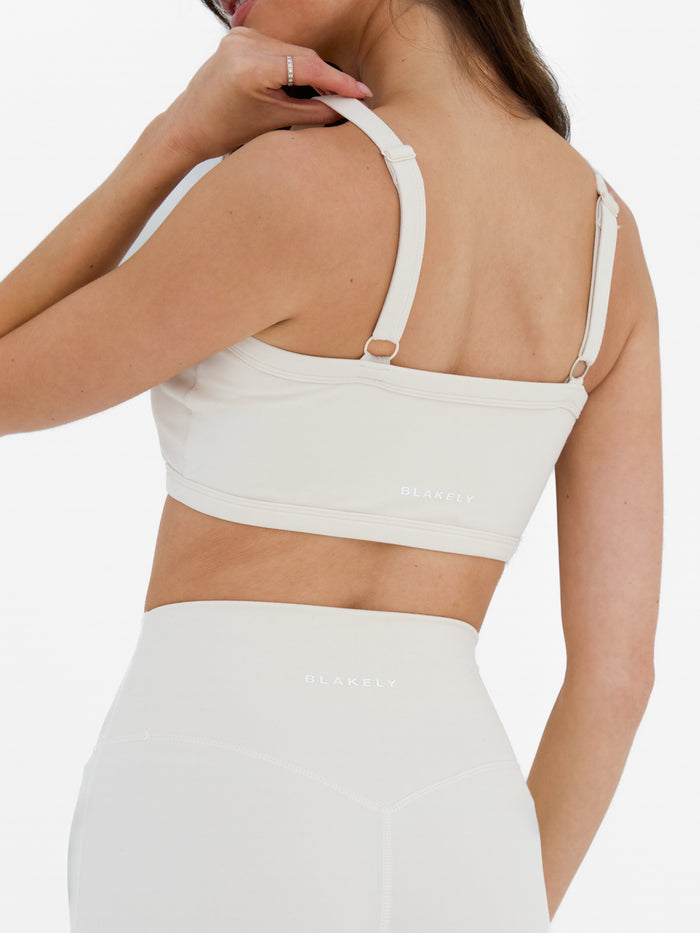 Ultimate Sports Bra - Chalk