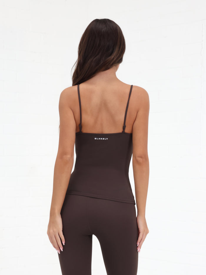 Ultimate Crossover Active Vest - Chocolate Brown