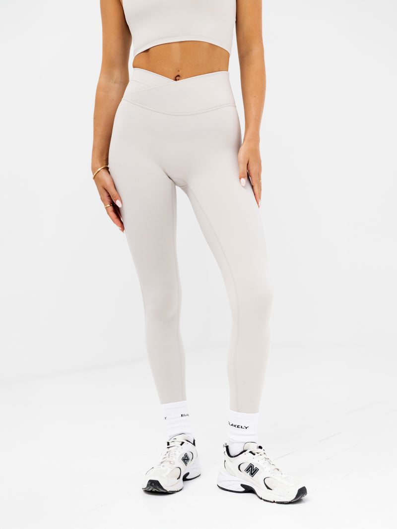 Ultimate Crossover Leggings - Ivory