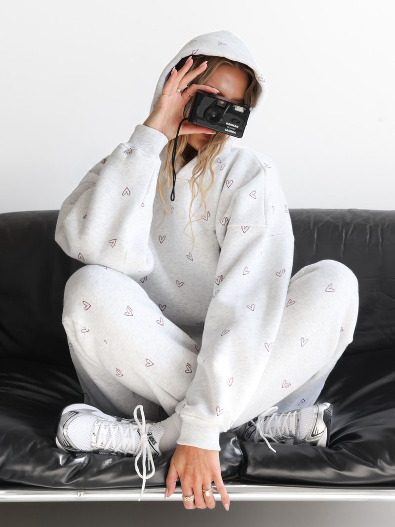 Rhea Heart Print Cuffed Sweatpants - Marl White