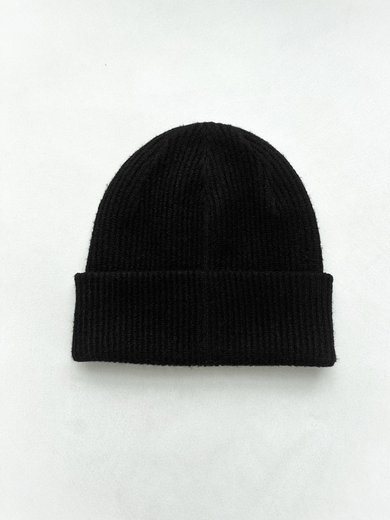 Label Knitted Beanie - Black