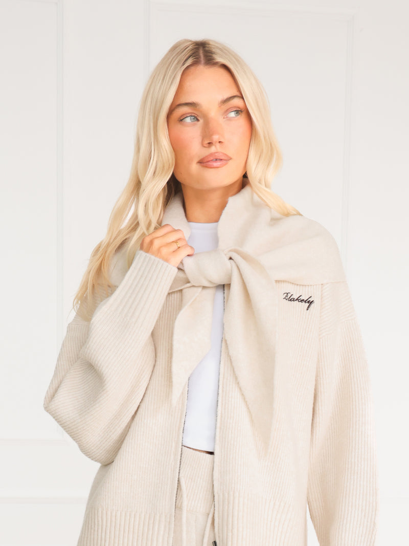 Label Knitted Triangle Scarf - Vanilla