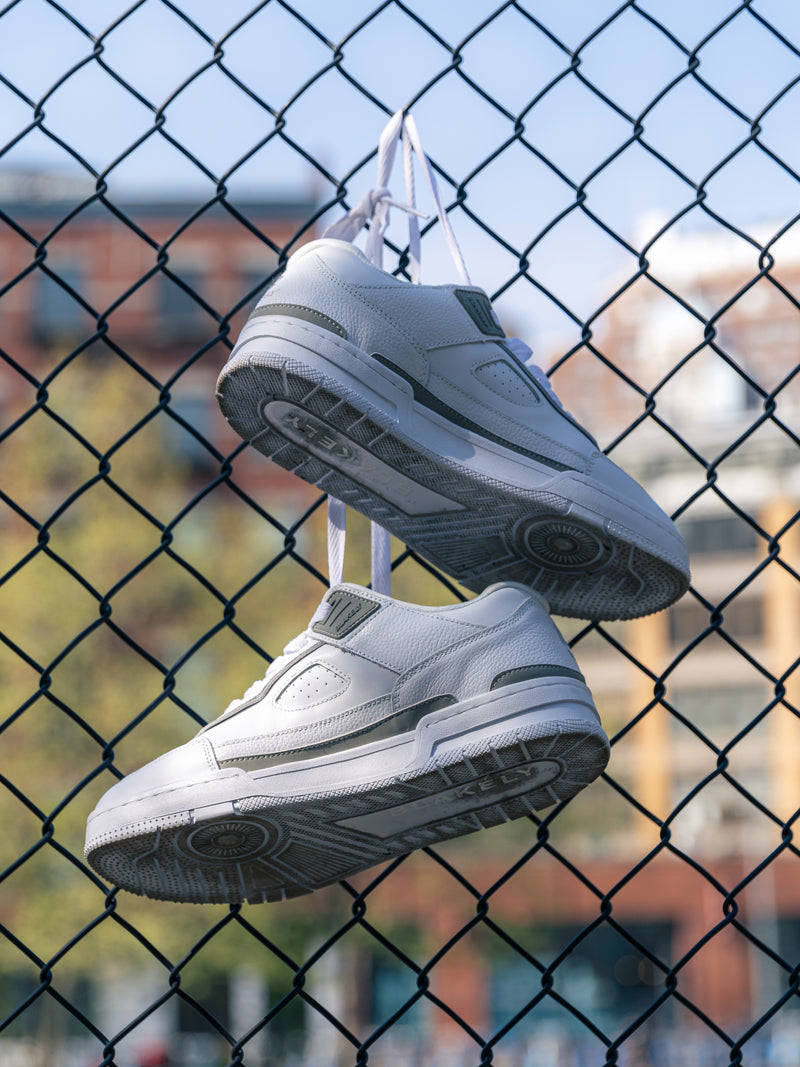 Pacer 610 Trainers - White & Brown