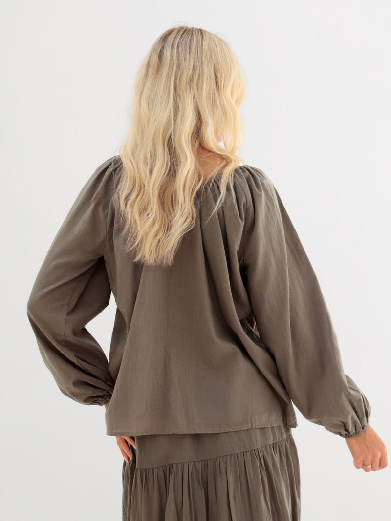Ava Oversized Blouse - Warm Brown