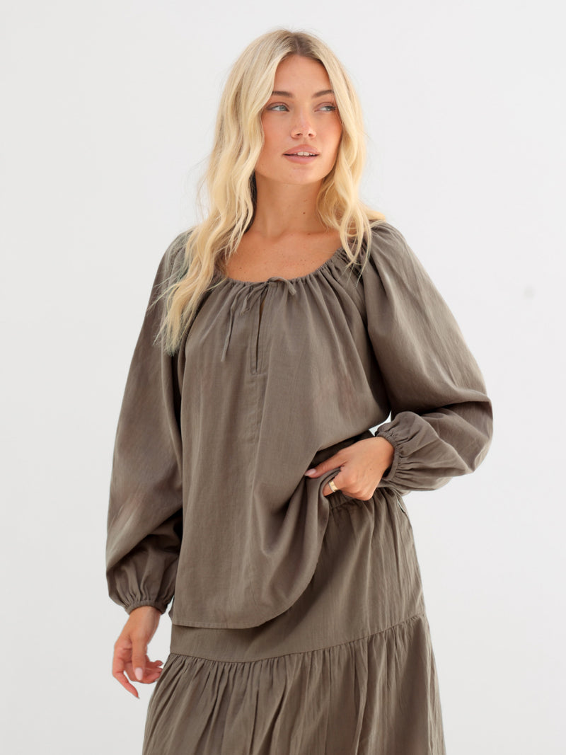 Ava Oversized Blouse - Warm Brown