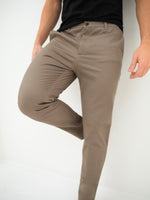 Sloane Stretch Fit Chinos - Light Brown